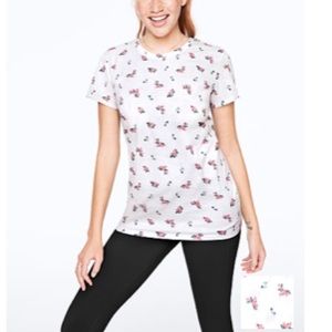 New Pink Victoria’s Secret tee
